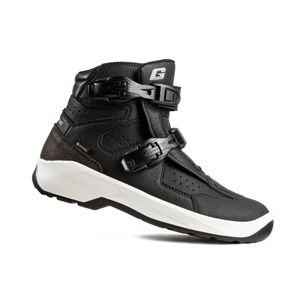 Gaerne Обувки Pantera Black - BobiMX.com Gaerne Обувки Pantera Black